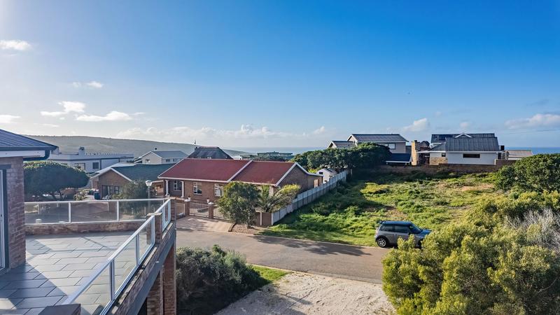 4 Bedroom Property for Sale in Jongensfontein Western Cape